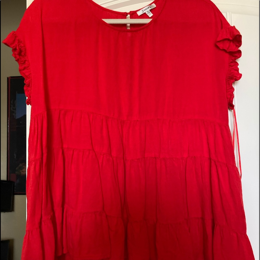 JODIFL Cute tiered look blouse NWOT